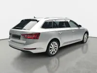 Gebraucht Skoda Superb Style 150 PS (110 kW) 2024 Silber Kombi