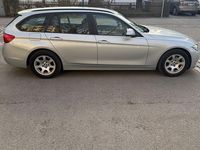 Gebraucht BMW 318 150 PS (110 kW) 2016 Silber Kombi