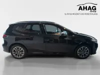 Neu BMW 218 Active Tourer Performance 136 PS (100 kW) 2026 Schwarz Van / Kleinbus