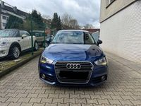 Gebraucht Audi A1 Attraction 86 PS (63 kW) 2012 Blau Kleinwagen
