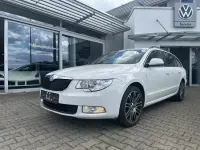 Gebraucht Skoda Superb 140 PS (102 kW) 2012 Weiß Kombi