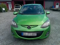Gebraucht Mazda 2 75 PS (55 kW) 2011 Grün Kleinwagen