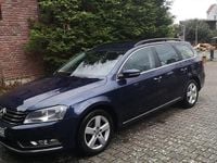 Usata VW Passat 140 CV (102 kW) 2013 Blu Station wagon