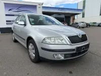 Gebraucht Skoda Octavia Ambiente 102 PS (75 kW) 2004 Silber Limousine