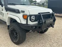Neu Toyota Land Cruiser 228 PS (167 kW) 2025 Weiß SUV