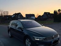 Gebraucht VW Passat 150 PS (110 kW) 2019 Grau Kombi