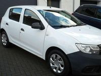 Gebraucht Dacia Sandero 73 PS (53 kW) 2017 Weiß Limousine