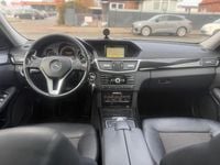 Gebraucht Mercedes 220 170 PS (125 kW) 2012 Weiß Limousine