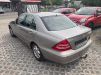 Gebraucht Mercedes C200 163 PS (119 kW) 2004 Cubanitsilber  metallic Limousine