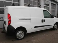 Gebraucht Opel Combo 95 PS (69 kW) 2017 Weiß Van / Kleinbus