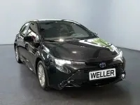 Neu Toyota Corolla Comfort 140 PS (102 kW) 2025 Schneeweiß Limousine