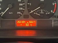 Gebraucht BMW 320 Exclusive 150 PS (110 kW) 2005 Schwarz Kombi