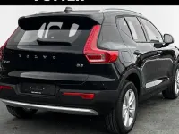 Neu Volvo XC40 Core 163 PS (119 kW) 2025 Schwarz SUV