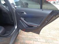 Gebraucht Mercedes CLA180 AMG line 122 PS (89 kW) 2014 Grau Limousine