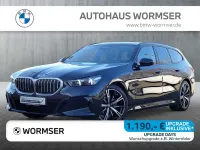 Gebraucht BMW 520 M Sport 190 PS (139 kW) 2025 M carbonschwarz Kombi