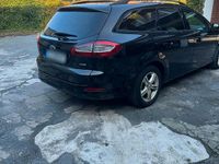 Gebraucht Ford Mondeo 115 PS (84 kW) 2011 Schwarz Kombi