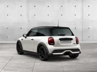 Gebraucht Mini Cooper S 178 PS (130 kW) 2023 Nanuq white Kleinwagen