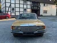 Gebraucht Mercedes 280 185 PS (136 kW) 1973 Gold Limousine