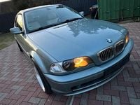 Gebraucht BMW 325 192 PS (141 kW) 2002 Coupé