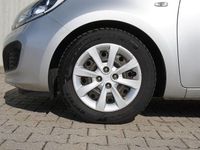 Gebraucht Kia Rio 86 PS (63 kW) 2014 (3d) bright silver Limousine