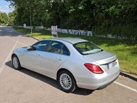 Gebraucht Mercedes C180 154 PS (113 kW) 2015 Silber Limousine