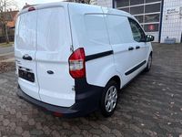 Gebraucht Ford Transit 101 PS (74 kW) 2021 Weiß Van / Kleinbus
