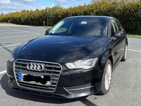 Gebraucht Audi A3 Attraction 110 PS (80 kW) 2015 Schwarz Kleinwagen