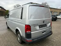 Gebraucht VW Transporter 150 PS (110 kW) 2021 Reflexsilber Van
