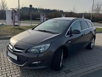 Gebraucht Opel Astra Eco 136 PS (100 kW) 2014 Grau Kombi