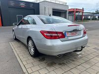 Gebraucht Mercedes E350 Avantgarde 231 PS (169 kW) 2011 Silber Coupé