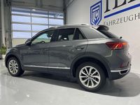Gebraucht VW T-Roc Style 150 PS (110 kW) 2022 Grau SUV