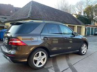Gebraucht Mercedes ML400 333 PS (244 kW) 2015 Braun SUV