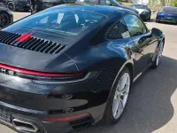Gebraucht Porsche 911 385 PS (283 kW) 2024 Schwarz