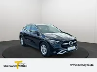Gebraucht Mercedes GLA200 163 PS (119 kW) 2024 Schwarz SUV