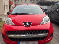 Gebraucht Peugeot 107 68 PS (50 kW) 2011 Rot Kleinwagen