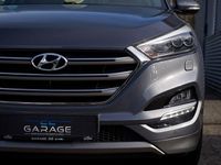 Gebraucht Hyundai Tucson Style 177 PS (130 kW) 2015 Grau SUV