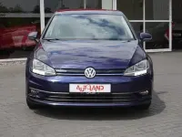 Gebraucht VW Golf VII 131 PS (96 kW) 2020 Blau Limousine