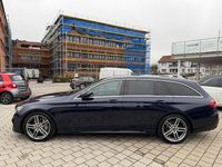 Gebraucht Mercedes E220 AMG 194 PS (142 kW) 2019 Blau Limousine