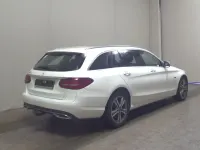 Gebraucht Mercedes C300e Avantgarde 306 PS (225 kW) 2020 Polarweiss unilack Kombi