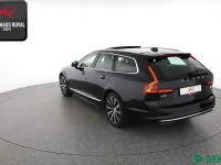 Gebraucht Volvo V90 Inscription 341 PS (250 kW) 2022 Onyx black Kombi