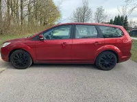 Używany Ford Focus 101 KM (74 kW) 2008 Pomarańczowy Sedan/Limuzyna