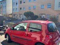 Second-hand Renault Twingo 75 CP (55 kW) 2010 Roșu Hatchback