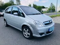 Gebraucht Opel Meriva 105 PS (77 kW) 2010 Silber Van / Kleinbus