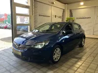 Używany Opel Astra 110 KM (80 kW) 2021 Niebieski Sedan/Limuzyna