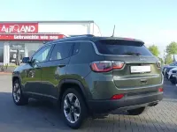 Gebraucht Jeep Compass Limited 140 PS (102 kW) 2018 Grün SUV