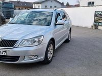 Gebraucht Skoda Octavia 105 PS (77 kW) 2011 Silber Kombi