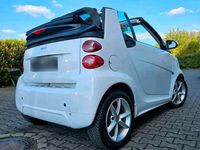 Gebraucht Smart ForTwo Cabrio 84 PS (61 kW) 2011 Weiß Cabrio