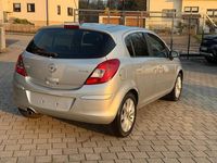 Gebraucht Opel Corsa 69 PS (50 kW) 2012 Silber Kleinwagen