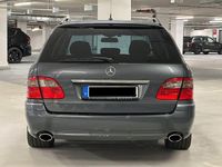 Second-hand Mercedes E350 272 CP (200 kW) 2008 Albastru Break