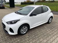 Gebraucht Mazda 2 Center-Line 116 PS (85 kW) 2025 Lunar white Kleinwagen